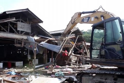 Pemkot Jayapura tertibkan lapak Pasar Youtefa