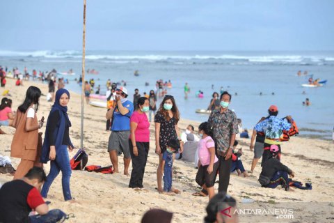 Liburan tahun baru di Pantai Pandawa Bali