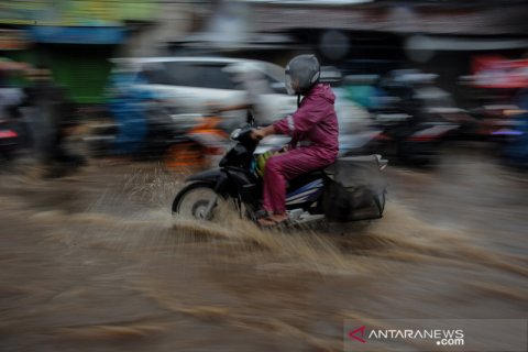 Banjir akibat drainase buruk di kabupaten Bandung