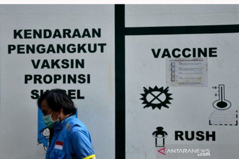 Vaksin COVID-19 tiba di Makassar