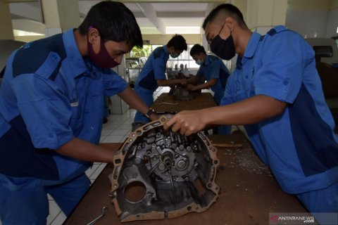 Belajar praktik tatap muka di Denpasar