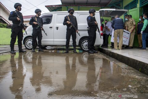 Pendistribusian vaksin COVID-19 Sinovac di Sumsel