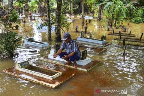 Luapan Sungai Citanduy rendam TPU