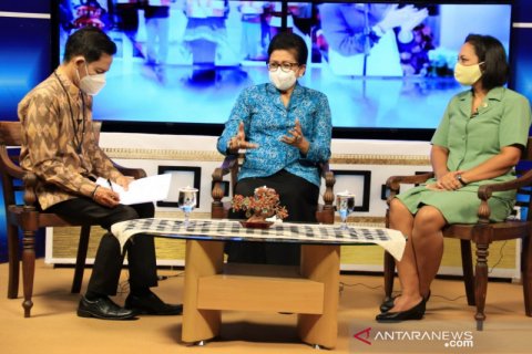 Putri Koster: saring informasi soal vaksinasi COVID-19