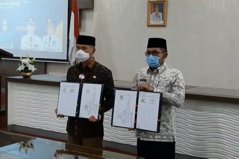 Pemprov Jambi salurkan bantuan dana pendidikan untuk ponpes