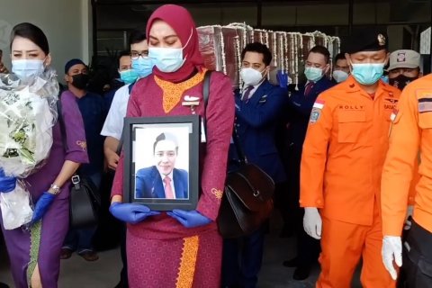 Jenazah pramugara Sriwijaya Air SJ-182 asal Bangka diserahkan kepada keluarga