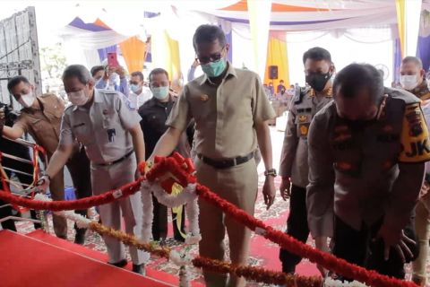 Pelayanan prima bagi masyarakat pendorong peningkatan PAD Sumbar