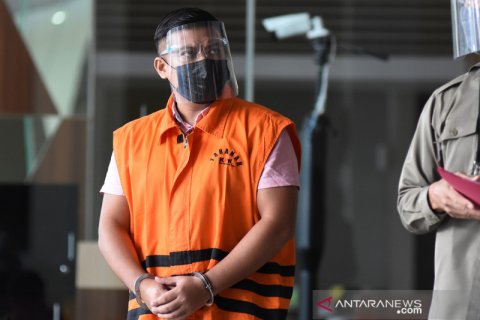 Mantan staf khusus Menteri Kelautan dan Perikanan Edhy Prabowo diperiksa KPK