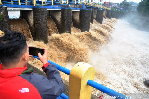 Bendung Katulampa siaga tiga, Jakarta waspada banjir