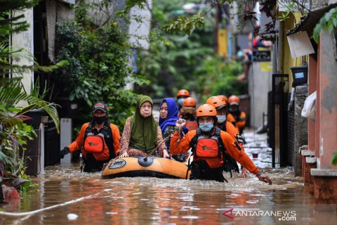 Banjir rendam kawasan Cipinang Melayu