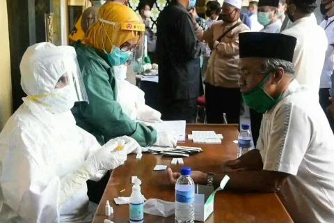 90 persen tingkat kesembuhan, tidak ada zona merah di Riau