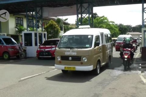 Pemkot Tangerang permudah masyarakat naik angkot tanpa bayar