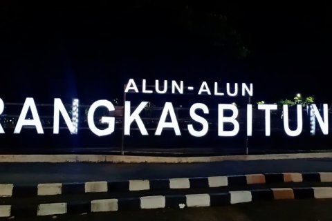 Cegah kerumunan, Pemkab Lebak tutup alun-alun dan sejumlah ruang publik
