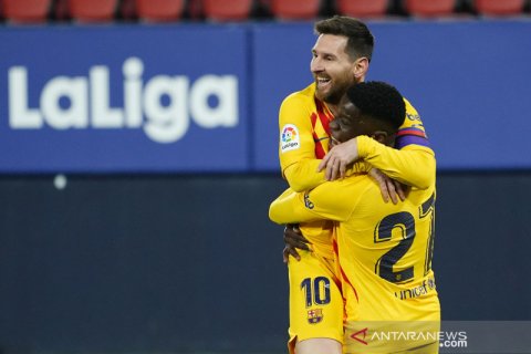 Liga Spanyol : Osasuna vs Barcelona