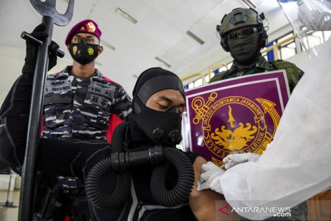 Korps Marinir TNI AL gelar edukasi vaksinasi dan protokol kesehatan COVID-19