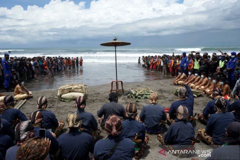 Foto pilihan pekan kedua Maret 2021