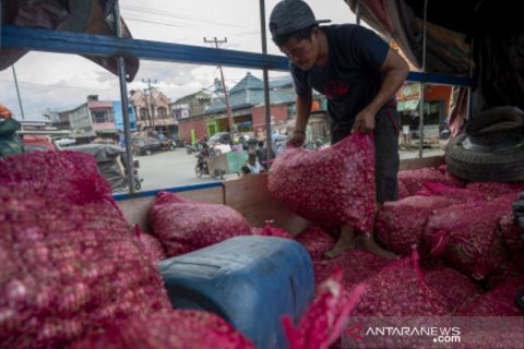 Pemantauan distribusi bahan pangan  di Palu
