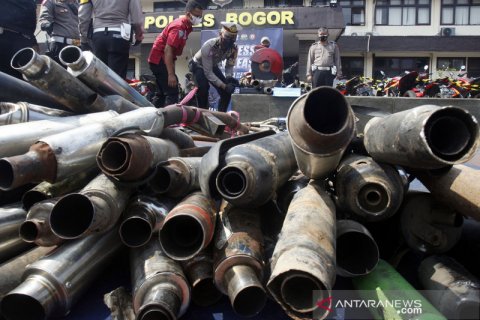 Pemusnahan knalpot bising