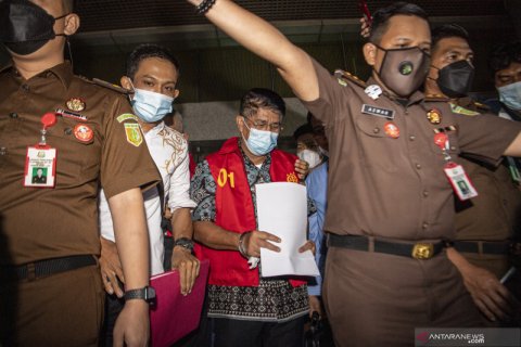 Empat tersangka Korupsi Masjid Raya Sriwijaya Ditahan Kejati Sumsel