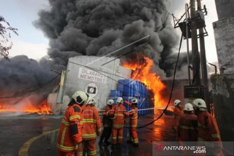 Kebakaran Gudang Palet Plastik