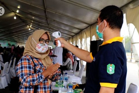 Vaksinasi COVID-19 tahap dua sasar 800 tenaga pendidik Kalbar