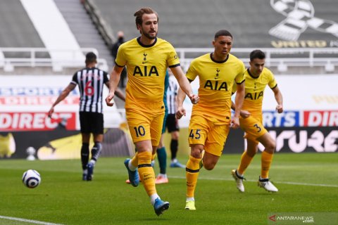 Liga Inggris:   Babak pertama Tottenham unggul 2-1 atas Newcastle United