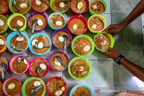 Bubur khas India jadi menu buka puasa di Kampung Pekojan