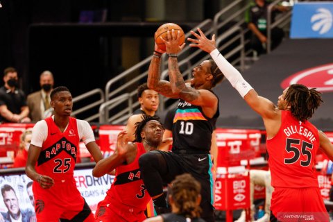 NBA: Raptorts kalahkan Spurs 117 - 112