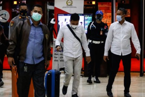 Kemenkumham cekal Aziz Syamsudin ke luar negeri