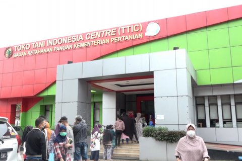 Belanja sembako murah di Pasar Mitra Tani jelang Ramadhan