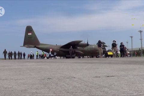 Hercules terbangkan bantuan dari Bali untuk NTT