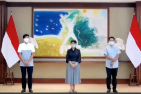 Menlu serahkan 4 WNI yang disandera Abu Sayyaf ke keluarga