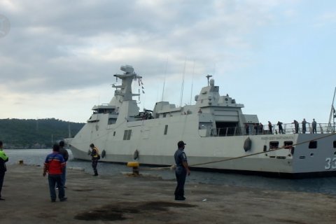 Aktivitas pusat krisis KRI Nanggala di dermaga Banyuwangi meningkat