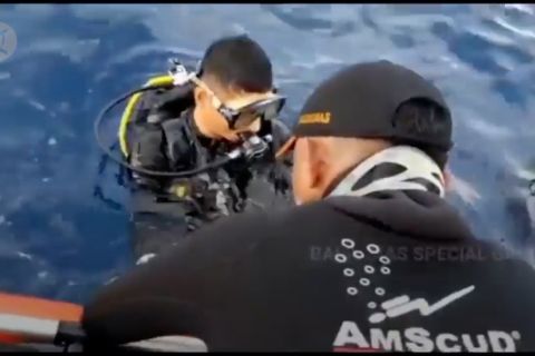 Tabrakan kapal,  Basarnas lakukan pencarian hingga dasar laut