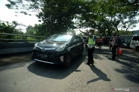 Polisi perketat jalur selatan untuk tegakkan larangan mudik