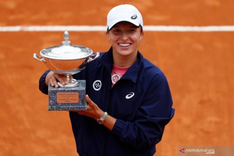 Petenis Polandia Iga Swiatek juara Italian Open