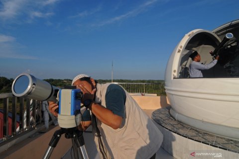 Persiapan pengamatan gerhana bulan total