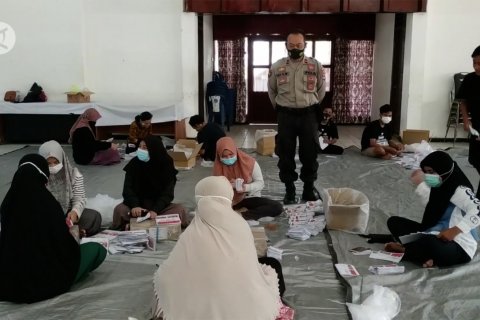 KPU Kalsel distribusikan logistik untuk pemungutan suara ulang