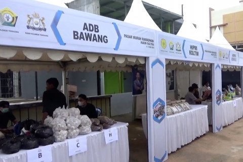 Kadin Sultra gelar Pasar Murah Ramadhan untuk stabilkan harga