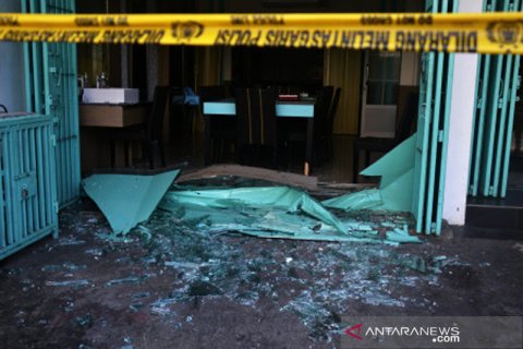 Ledakan di rumah makan
