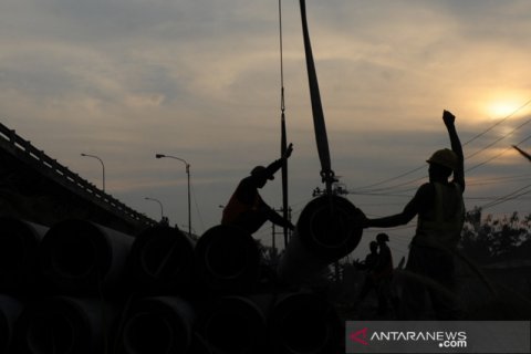 Perbaikan  pondasi Jembatan Keramasan