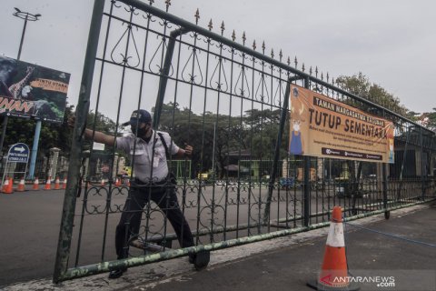 Penutupan sementara Taman Margasatwa Ragunan