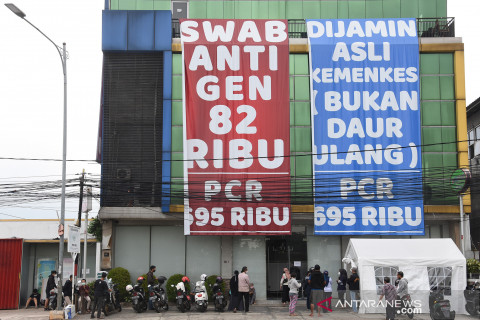 Perang harga layanan tes usap antigen