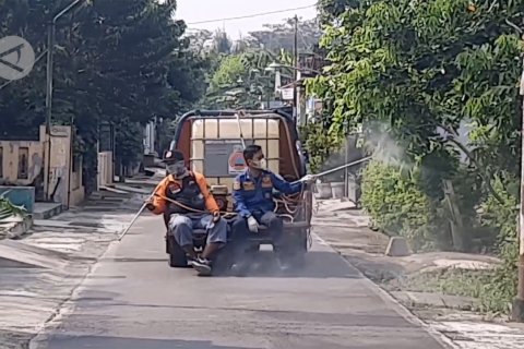 94 warga Karanganyar positif COVID-19, 2 RW karantina wilayah