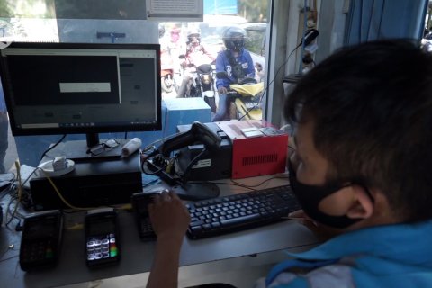 Pelabuhan Kayangan Lombok kini layani tiket nontunai