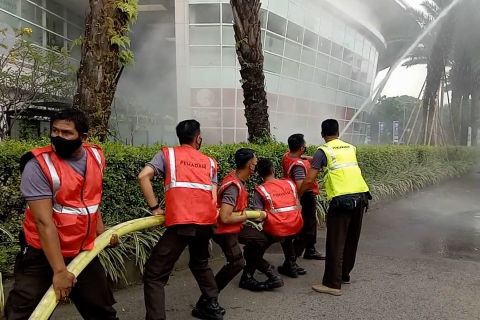 Cegah korban jatuh, BPBD DKI edukasi penanganan kebakaran