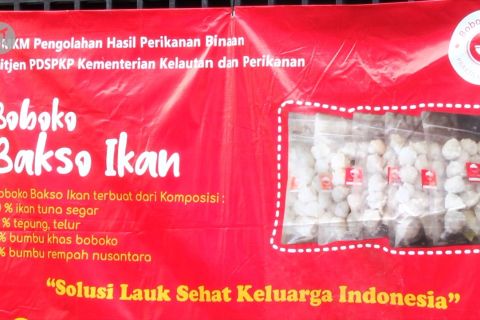 Pembimbing belajar beralih usaha makanan olahan