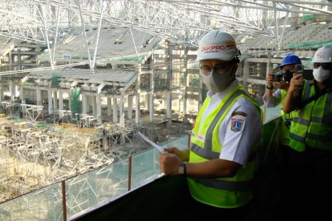 Tinjau proyek, Anies apresiasi insinyur dan pekerja JIS