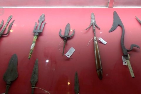 Melestarikan budaya dengan mengenal mata tombak