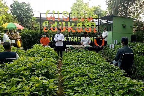 Pekarangan kantor disulap jadi wisata edukasi kampung iklim